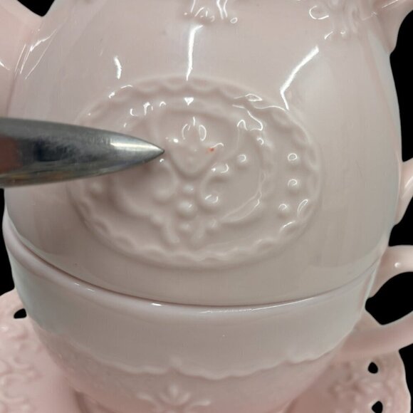 Pastel Lace Skye McGhie  tea-for-one stackable one-cup teapot with cup & saucer - Picture 10 of 10